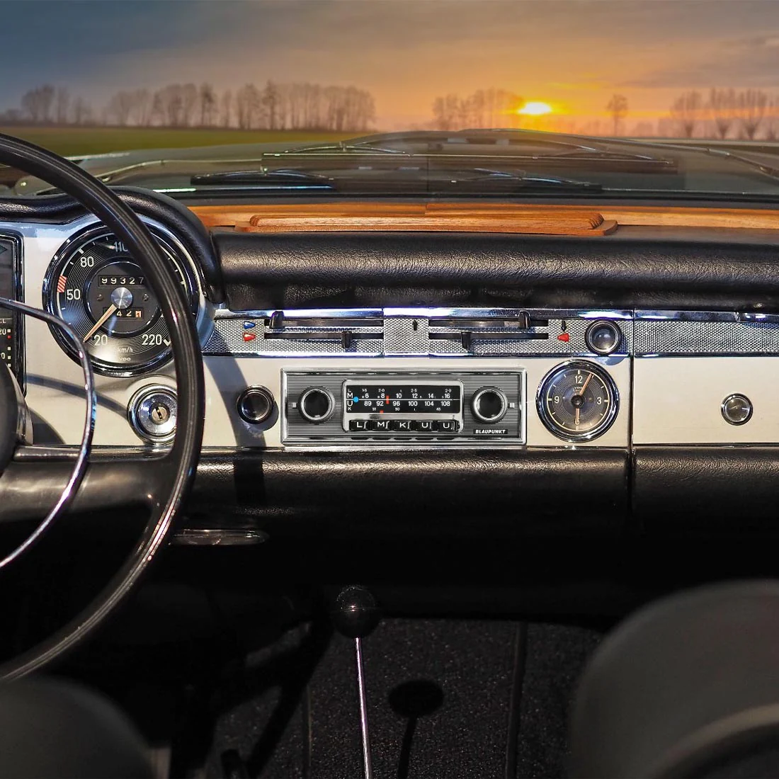 Blaupunkt FRANKFURT Stereo MB Single DIN Mechless Retro Receiver with Bluetooth - Image 8