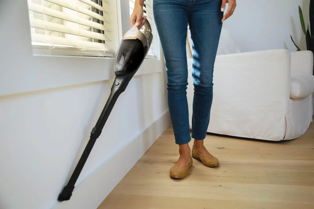 Electrolux EHVS35H2AQ WellQ7 Hard Floor Stick Vacuum - Soft Sand - Image 2