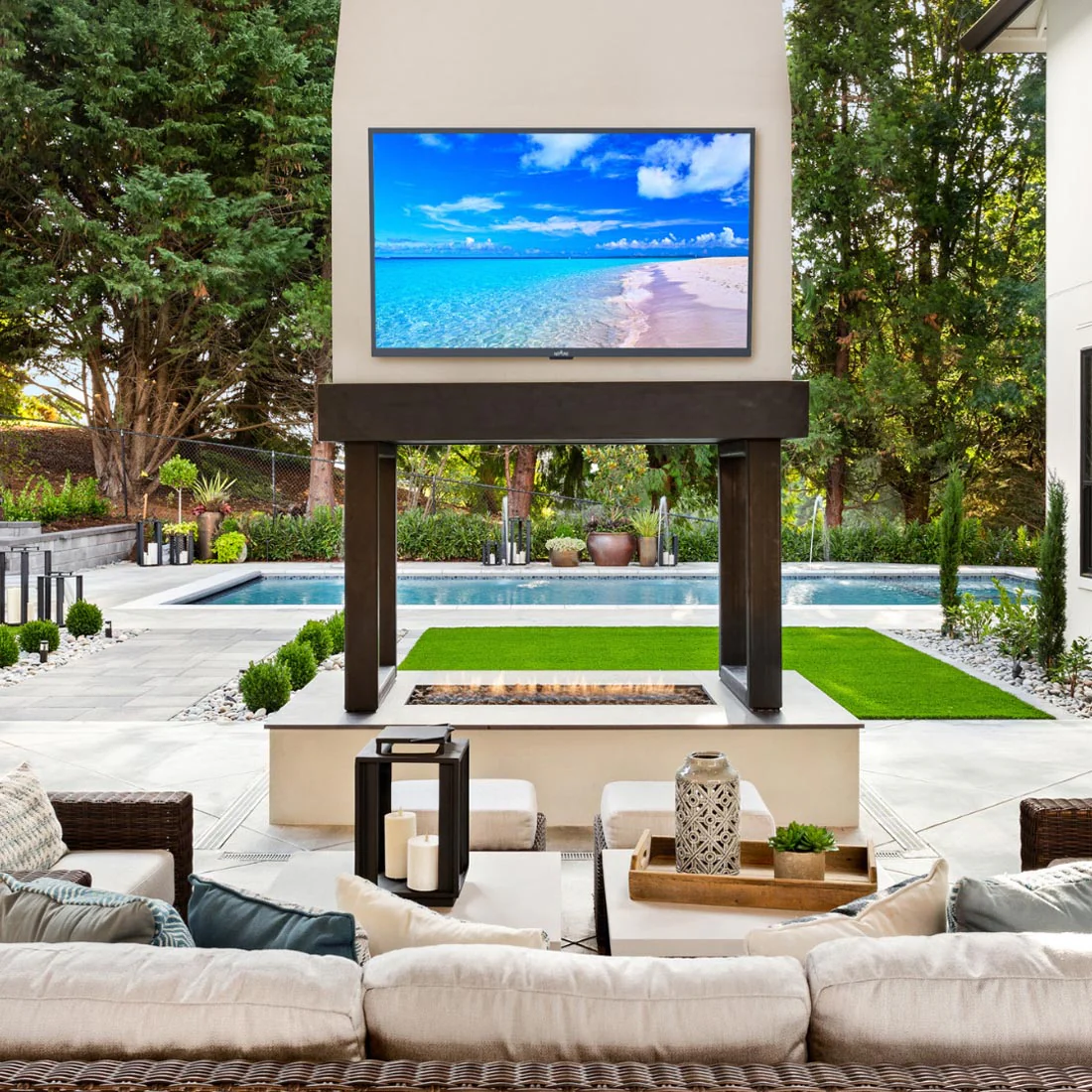 Neptune ODTV5504 55" 4K Full Sun 1500-Nit Outdoor Smart TV with Included Tilting Wall Mount - Image 10