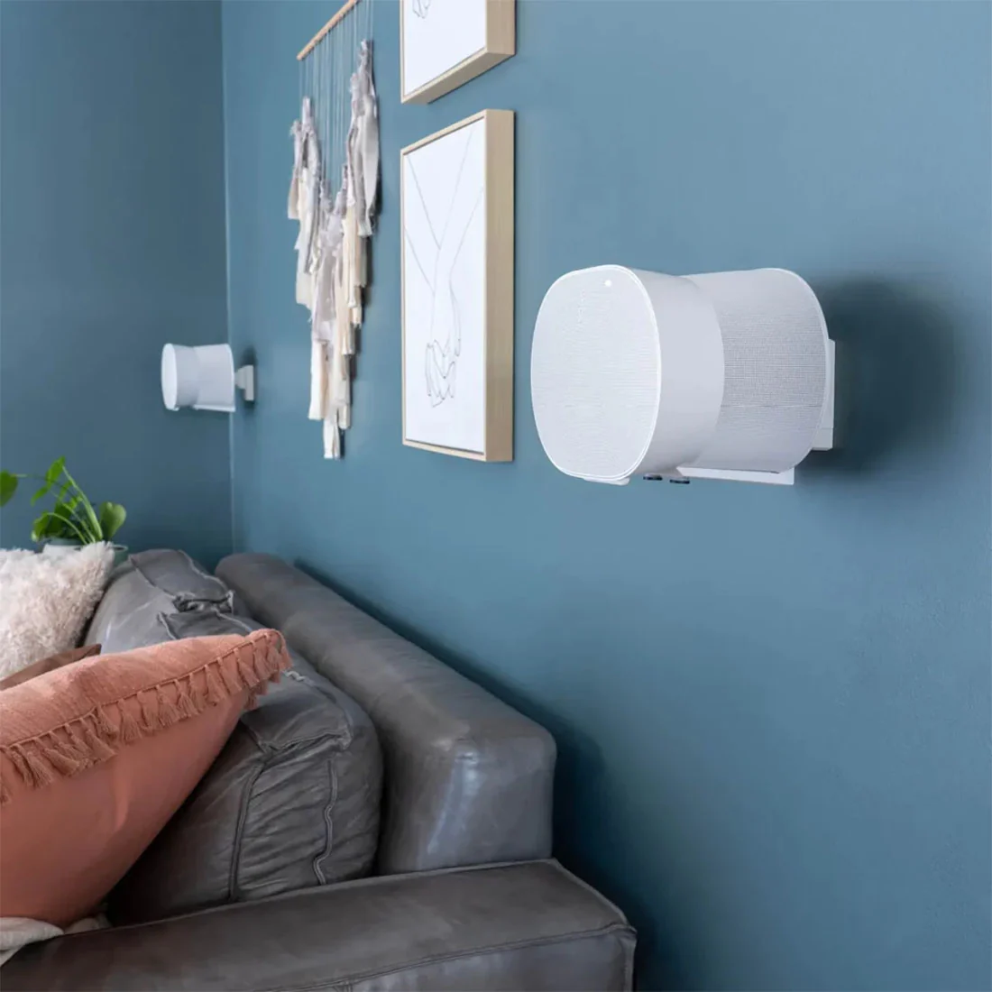 Sanus WSWME32-W2 Adjustable Speaker Wall Mount Designed For The Sonos Era 300 - White - Pair (WSWME32W2) - Image 4